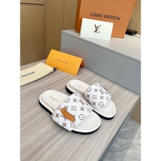 Louis Vuitton Slippers